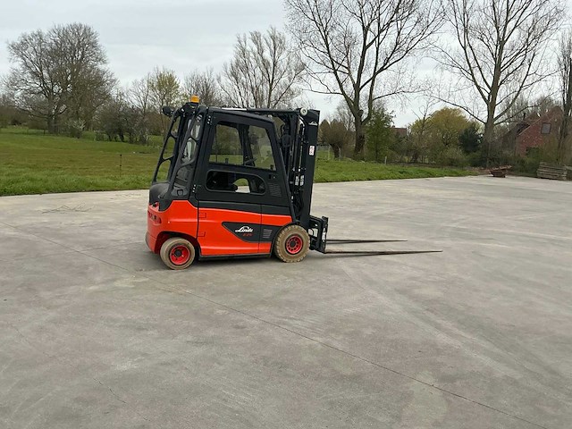 2018 linde e25-02 vorkheftruck met 2023 accu - afbeelding 43 van  82