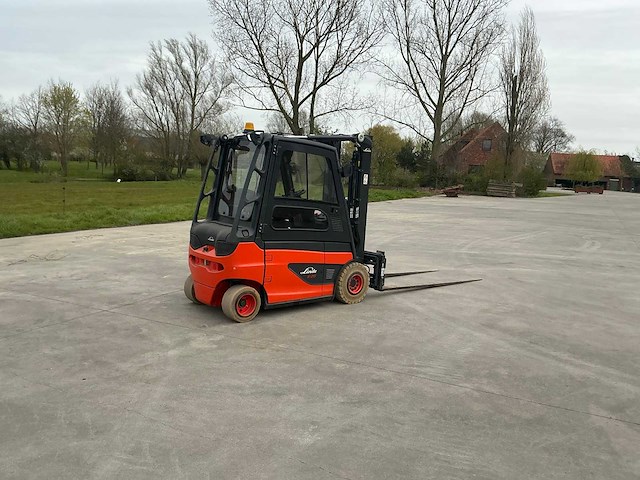 2018 linde e25-02 vorkheftruck met 2023 accu - afbeelding 80 van  82
