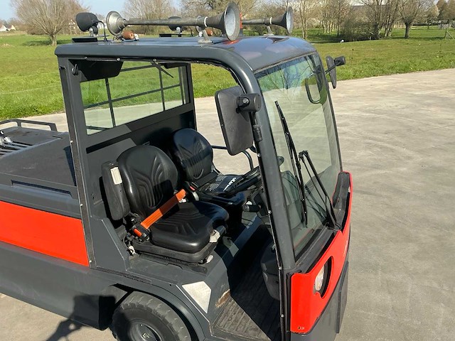 2018 linde p250 industriële trekker - afbeelding 15 van  62