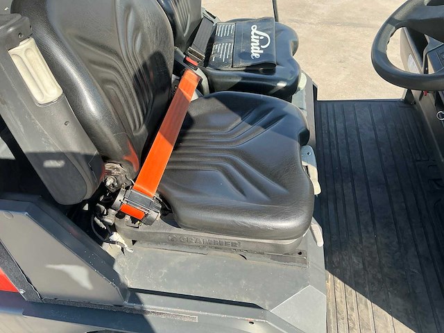 2018 linde p250 industriële trekker - afbeelding 18 van  62