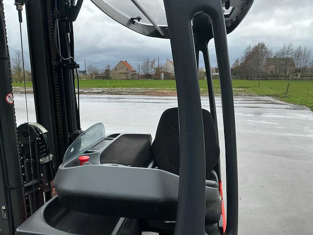 2018 linde r12b-01 reach truck - afbeelding 47 van  78