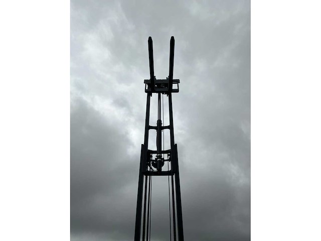 2018 linde r12b-01 reach truck - afbeelding 3 van  75