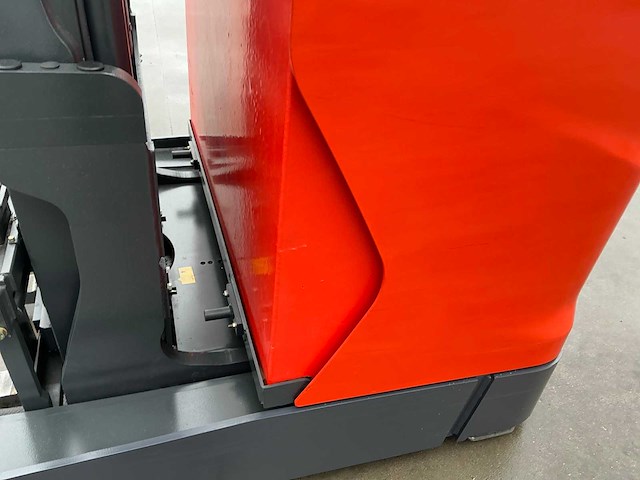 2018 linde r12b-01 reach truck - afbeelding 24 van  44
