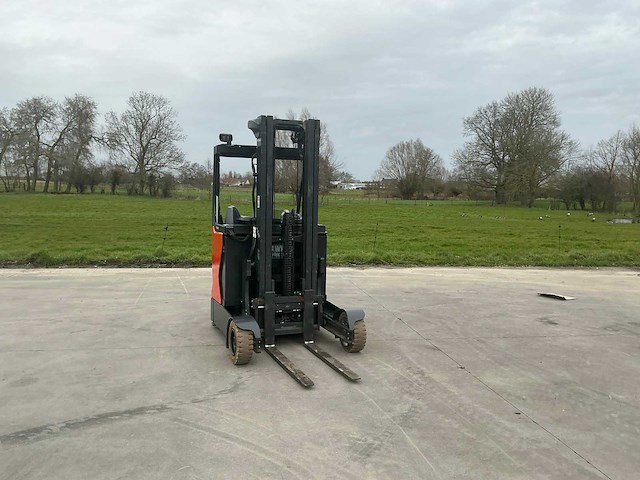 2018 linde r14g-01 reach truck op grote wielen - afbeelding 19 van  86