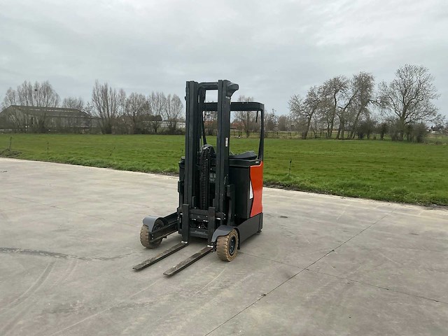 2018 linde r14g-01 reach truck op grote wielen - afbeelding 16 van  86