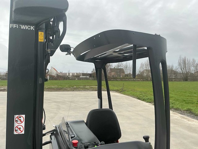 2018 linde r14g-01 reach truck op grote wielen - afbeelding 13 van  49