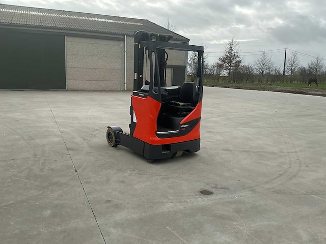 2018 linde r14g-01 reach truck op grote wielen - afbeelding 30 van  85