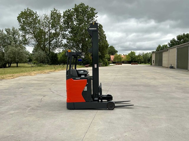 2018 linde r16-01 reach truck met nieuwe 2023 accu - afbeelding 16 van  49