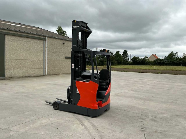 2018 linde r16-01 reach truck met nieuwe 2023 accu - afbeelding 20 van  49