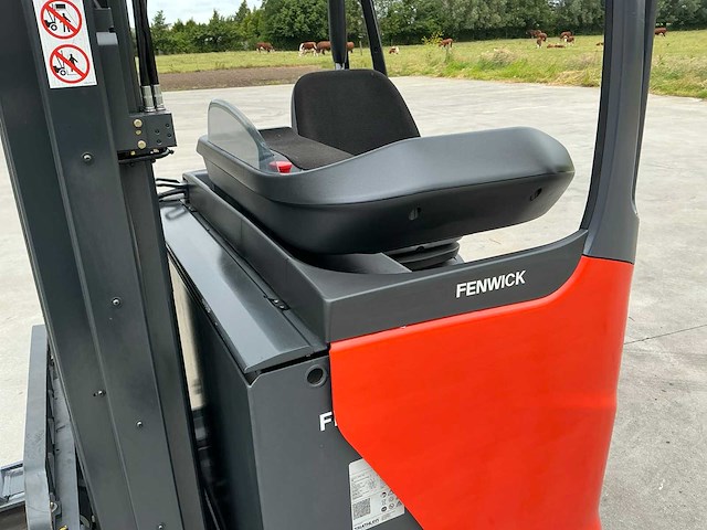 2018 linde r16-01 reach truck met nieuwe 2023 accu - afbeelding 26 van  49