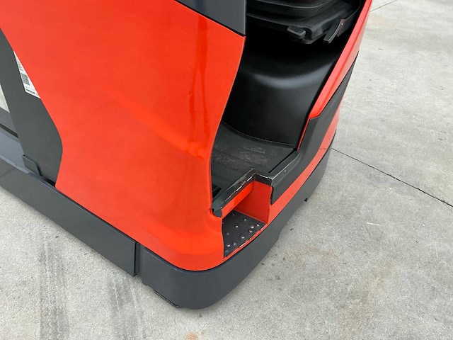 2018 linde r16-01 reach truck met nieuwe 2023 accu - afbeelding 28 van  49