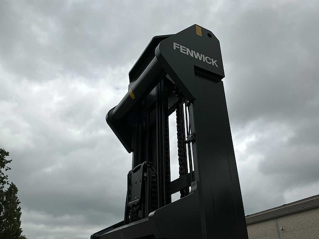 2018 linde r16-01 reach truck met nieuwe 2023 accu - afbeelding 46 van  49