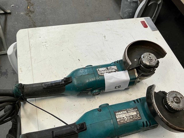 2018 makita haakse slijpmachine (2x) - afbeelding 2 van  6