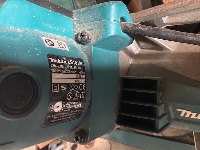 2018 makita ls1019l radiaalafkortzaagmachine - afbeelding 9 van  9
