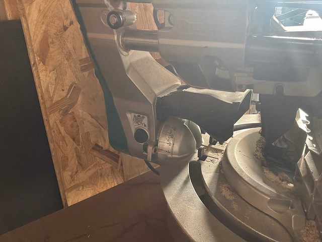 2018 makita ls1019l radiaalafkortzaagmachine - afbeelding 7 van  9