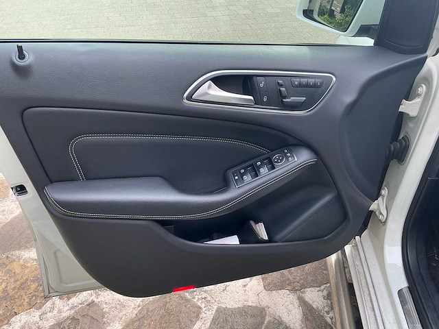 2018 mercedes - benz b220d auto - afbeelding 7 van  64