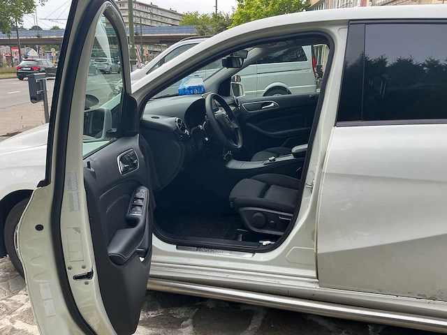 2018 mercedes - benz b220d auto - afbeelding 3 van  12