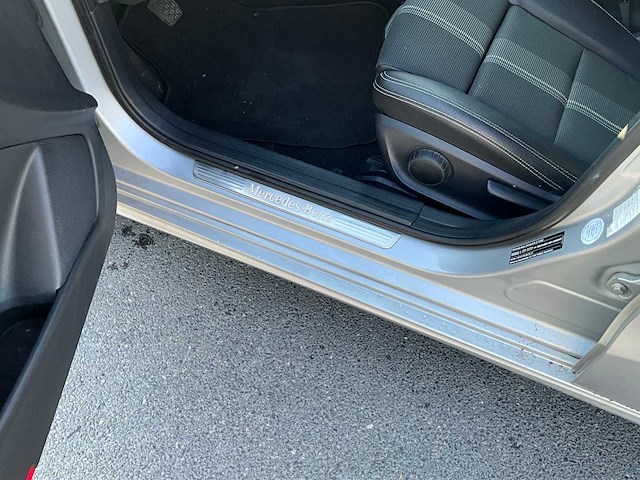 2018 mercedes-benz a 180 - afbeelding 9 van  35