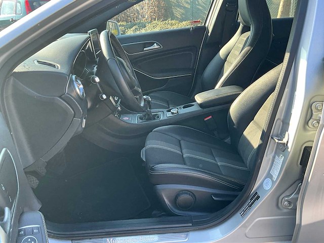 2018 mercedes-benz a 180 - afbeelding 10 van  35