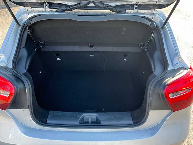 2018 mercedes-benz a 180 - afbeelding 17 van  35