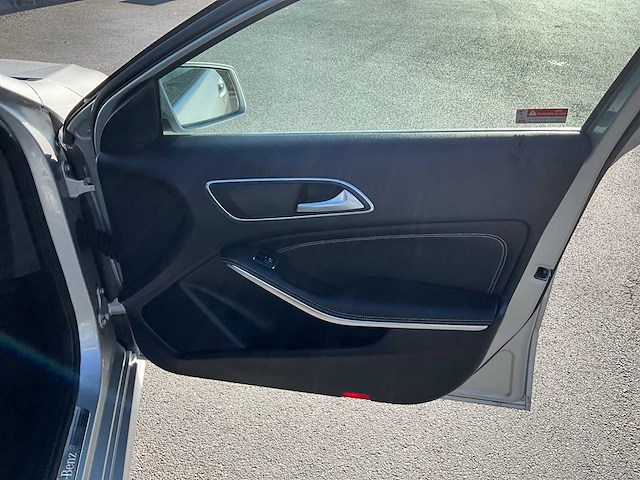 2018 mercedes-benz a 180 - afbeelding 24 van  35