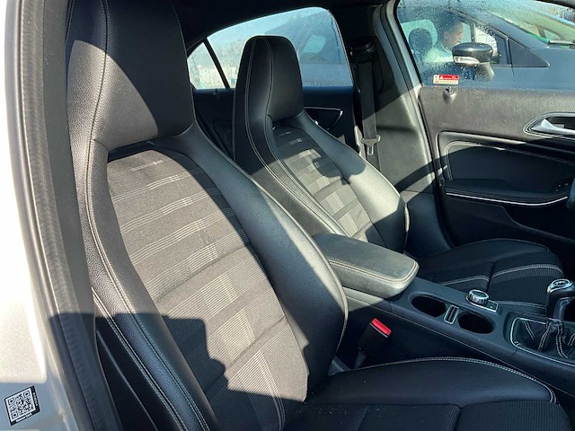 2018 mercedes-benz a 180 - afbeelding 28 van  35