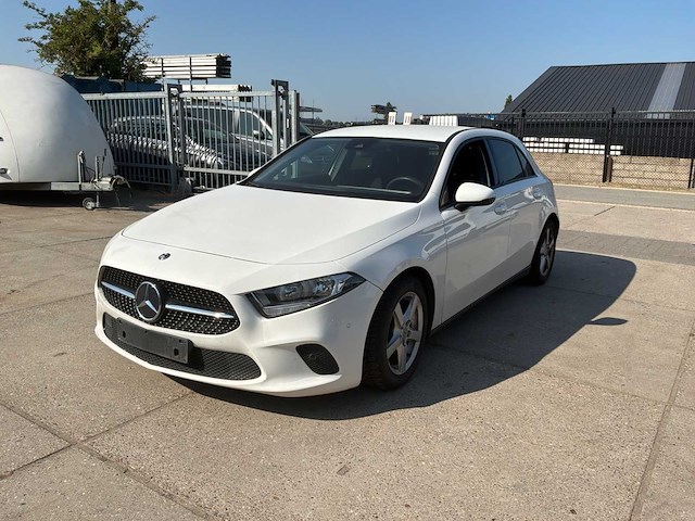 2018 mercedes-benz a 180d personenauto - afbeelding 1 van  8