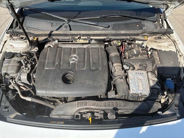 2018 mercedes-benz a 180d personenauto - afbeelding 22 van  32