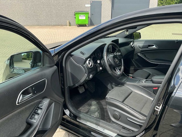 2018 mercedes-benz a180 personenauto - afbeelding 3 van  22