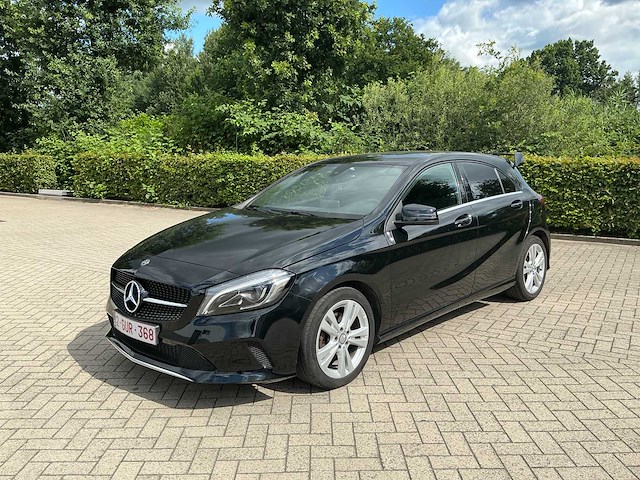 2018 mercedes-benz a180 personenauto - afbeelding 1 van  22