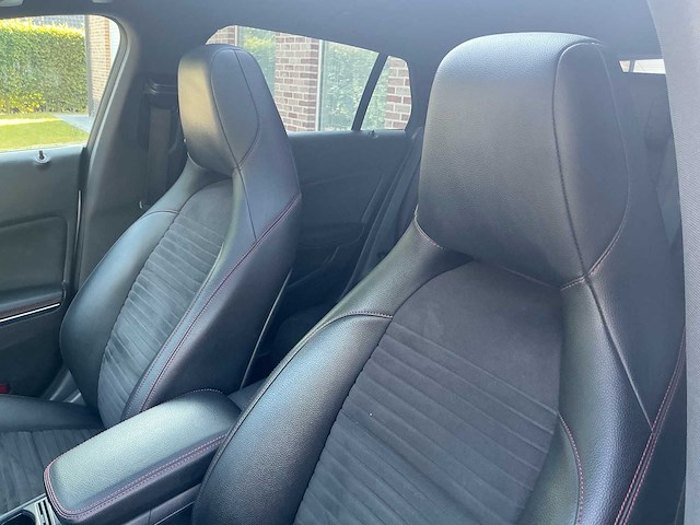 2018 mercedes-benz cla 200d 245g personenauto - afbeelding 14 van  55