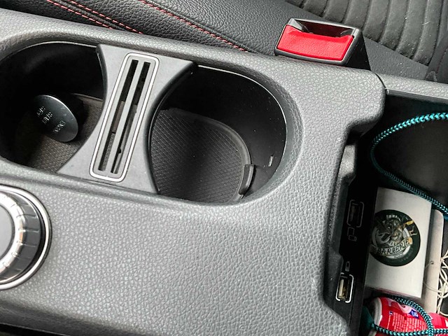 2018 mercedes-benz cla200d break - amg-line - afbeelding 37 van  72