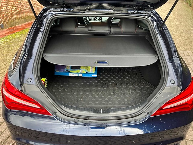 2018 mercedes-benz cla200d break - amg-line - afbeelding 44 van  72