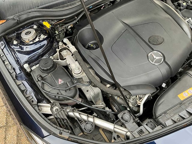 2018 mercedes-benz cla200d break - amg-line - afbeelding 60 van  72