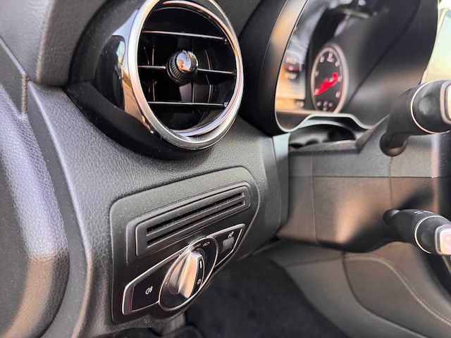 2018 mercedes-benz glc 220 d 4matic - afbeelding 7 van  19