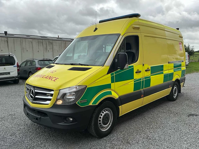 2018 mercedes-benz sprinter ambulance - afbeelding 1 van  36