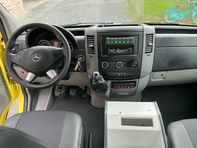2018 mercedes-benz sprinter ambulance - afbeelding 21 van  36