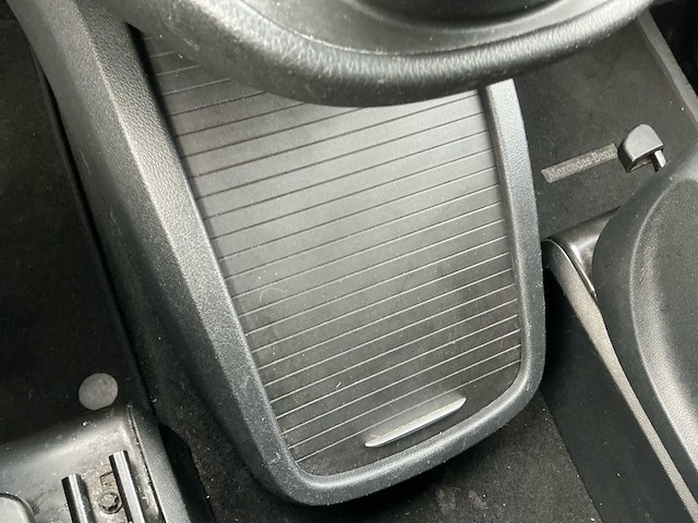 2018 mercedes-benz v200 - afbeelding 13 van  58