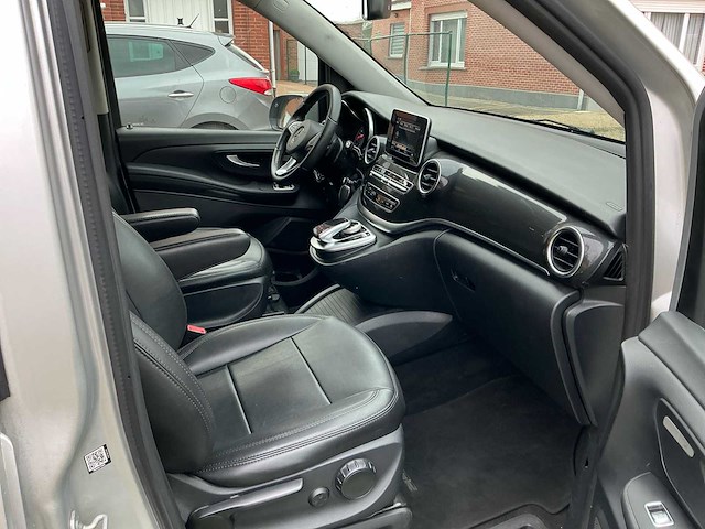 2018 mercedes-benz v200 - afbeelding 19 van  58
