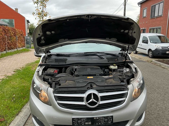 2018 mercedes-benz v200 - afbeelding 31 van  58