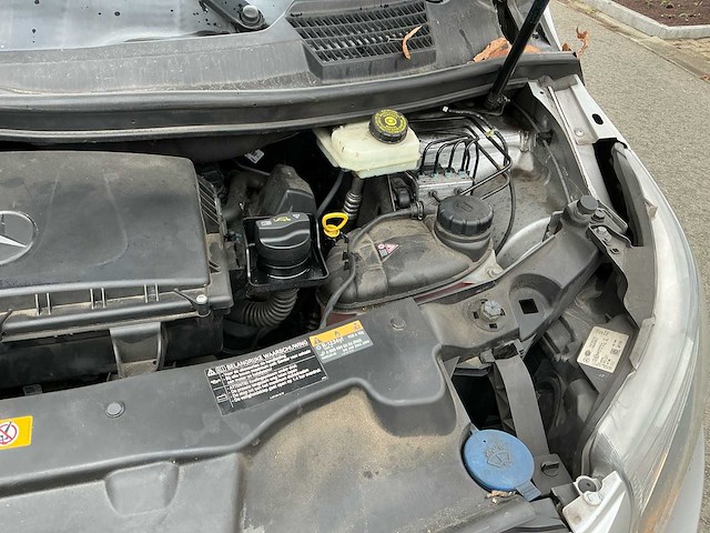 2018 mercedes-benz v200 - afbeelding 32 van  58