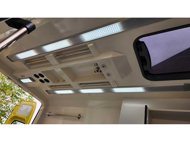 2018 mercedes sprinter ambulances | 218599km - afbeelding 30 van  40