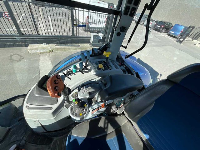 2018 new holland t7.280 4-wheel drive tractor - afbeelding 4 van  27