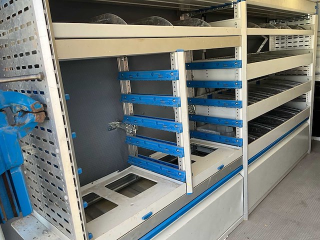 2018 nissan nv300 bedrijfswagen met dakrail + sortimo inrichting - afbeelding 33 van  48