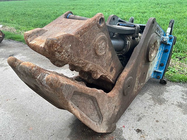 2018 okada hydraulische betonvergruizer osc-200a - afbeelding 2 van  11