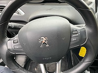 2018 peugeot 2008 personenauto - afbeelding 16 van  27