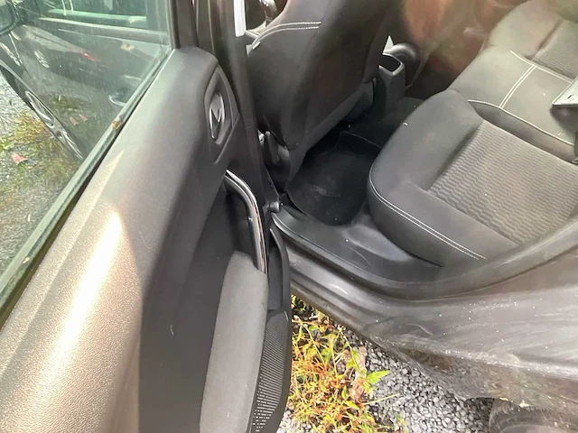 2018 peugeot 208 personenauto - afbeelding 10 van  24