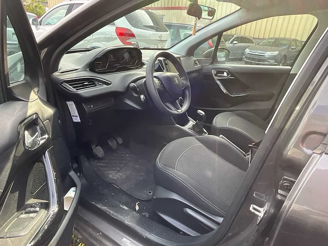 2018 peugeot 208 personenauto - afbeelding 13 van  24