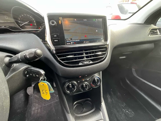2018 peugeot 208 personenauto - afbeelding 15 van  24