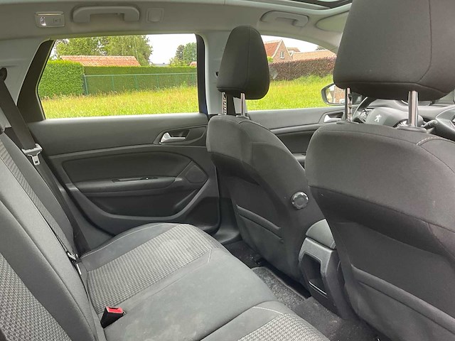 2018 peugeot 308 1.2 puretech - afbeelding 9 van  39